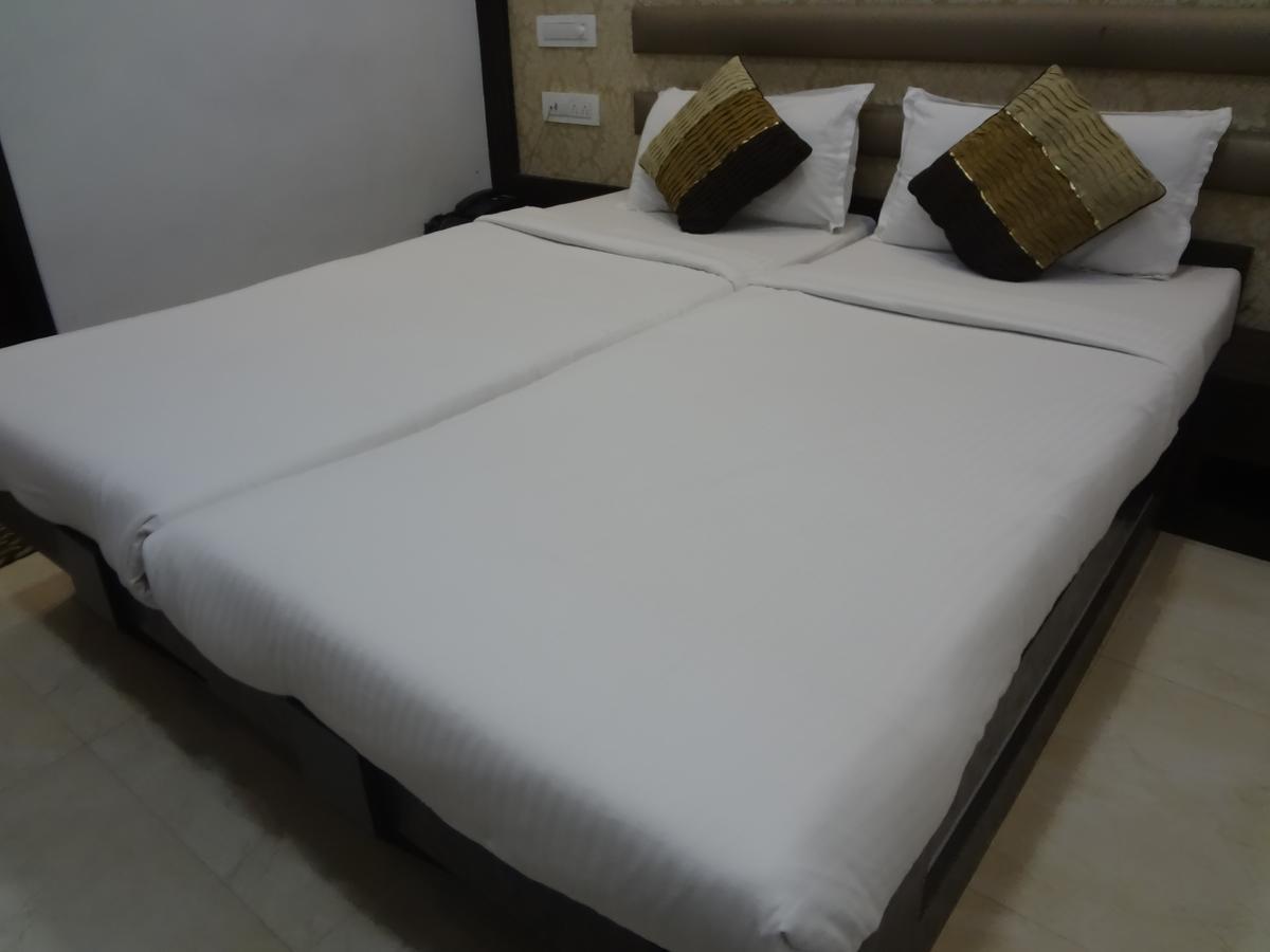 Hotel Modern Mumbai Luaran gambar