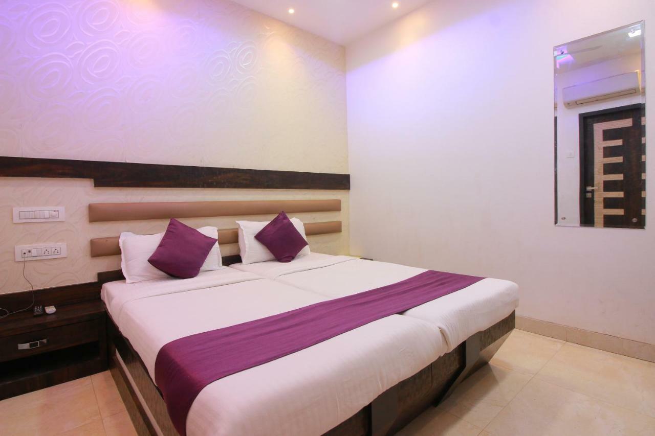 Hotel Modern Mumbai Luaran gambar